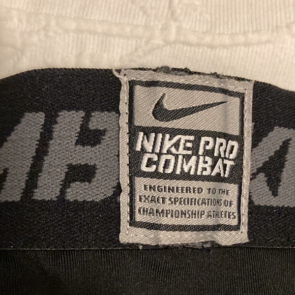 Nike Pro Combat Compression Shorts - Picture 3 of 7